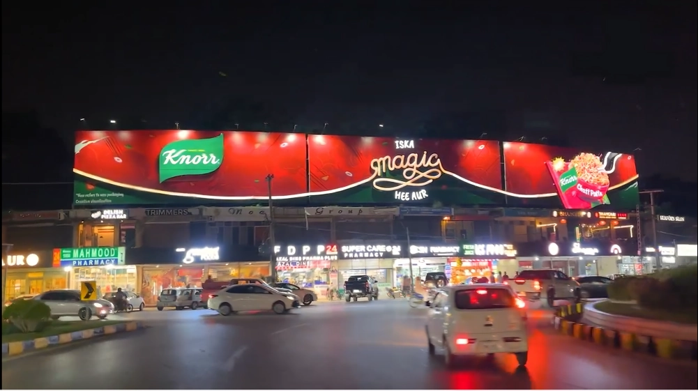 KNORR’S ‘MAGIC’ TOUCH: HOW 3D FABRICATION IS BRINGING STATIC BILLBOARDS TO LIFE